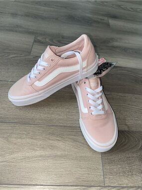 BNWT Vans Women's Light Pink Old Skool Canvas Sneakers sz 5